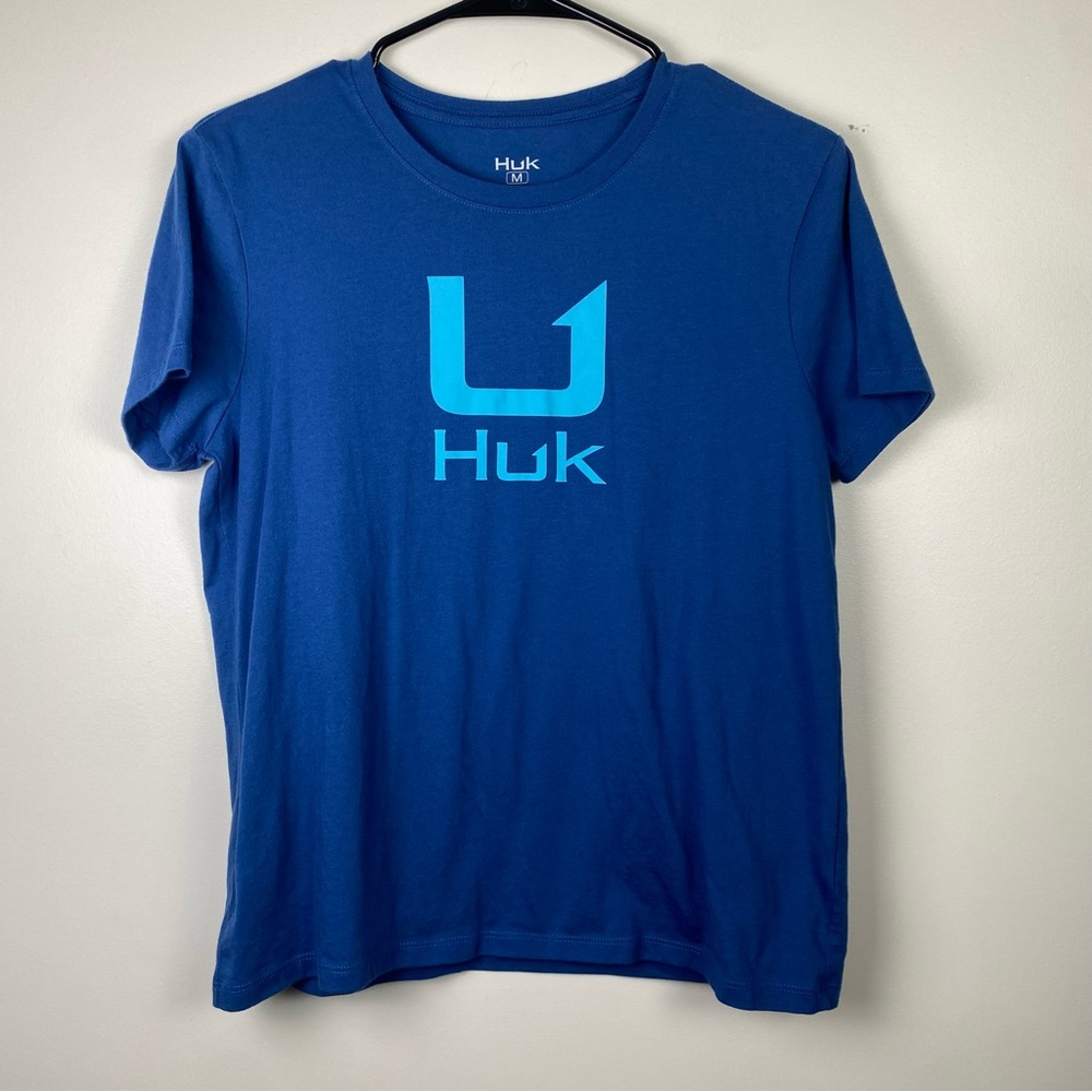 Huk Women's Blue Logo T-Shirt Medium